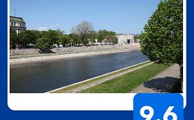 65 Square Meters Designer Apartment In Heart Of City - River View ! Park For Free