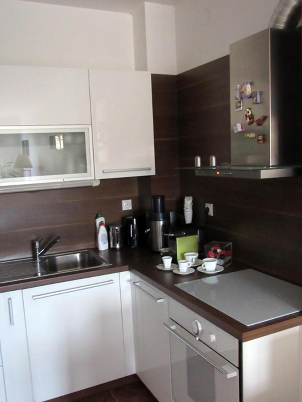 65 Square Meters Designer Apartment In Heart Of City - River View ! Park For Free Ni Екстериор снимка