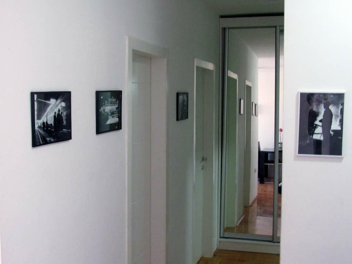 65 Square Meters Designer Apartment In Heart Of City - River View ! Park For Free Ni Екстериор снимка